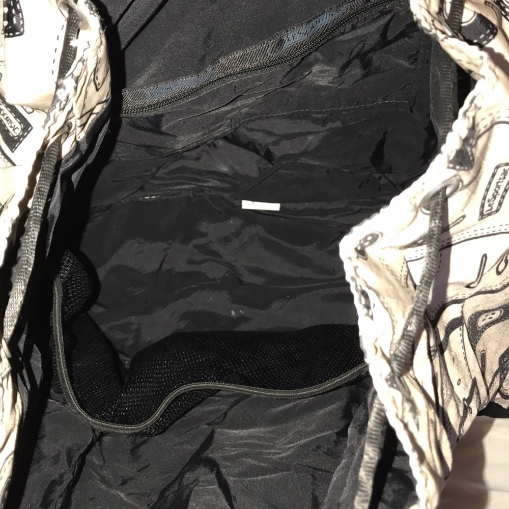 Backpack - Picture 3 of 3